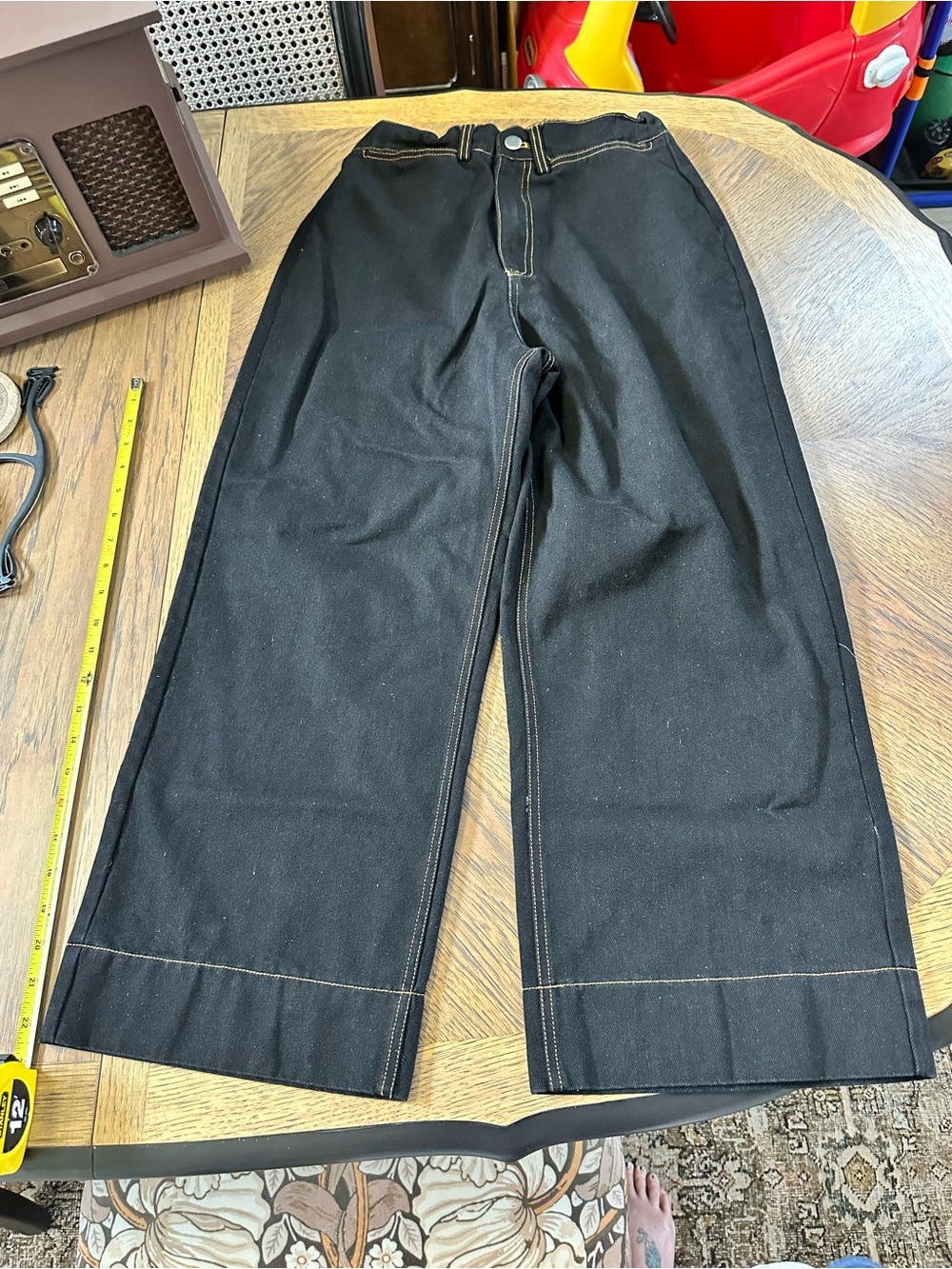Women’s Wide-Leg cropped Dark Blue Denim with Contrast Stitching